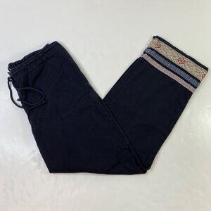 City Lights San Francisco Women's Black Capri Crop